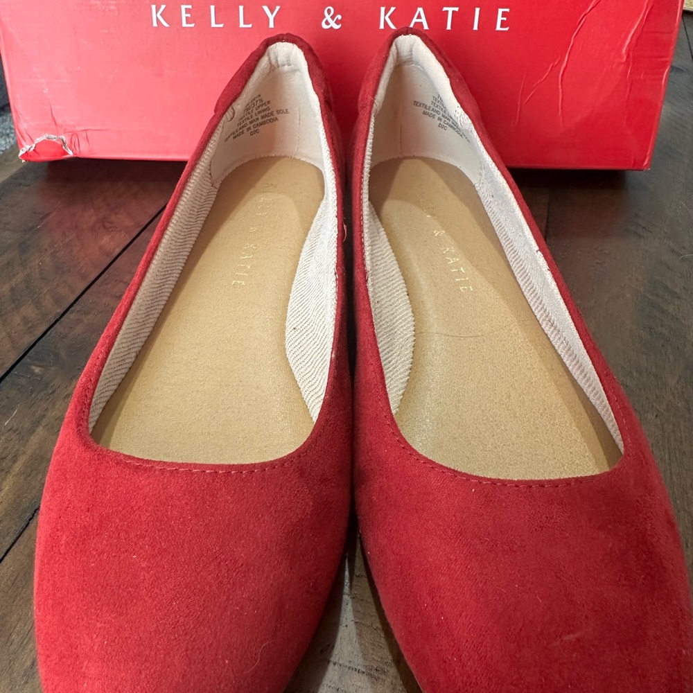 Kelly & Katie Red Suede Rounded-Toe Ballet Flats